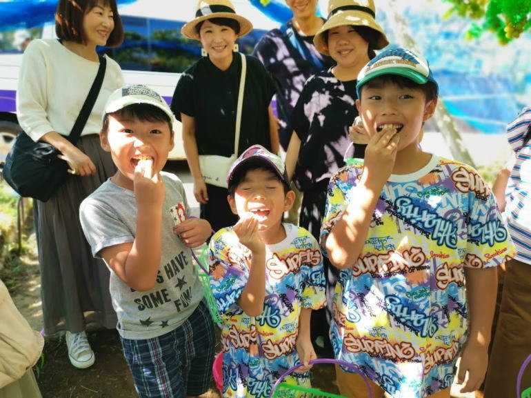 理想園でぶどう狩り